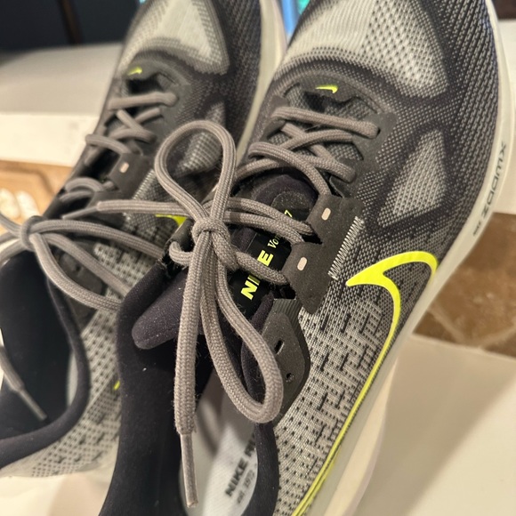 Men’s Nike Running shoes -size 13 - Picture 3 of 8